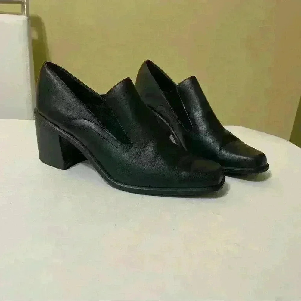 Nicole black leather slip on block heel Brazilian vintage court shoes Size 9.5 M - Picture 11 of 12